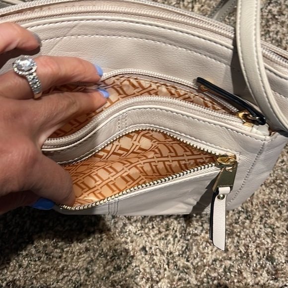 tignanello crossbody strap handbag - Picture 2 of 12